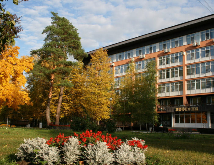 Внешний вид и территория - SPA санаторий «Солотча»